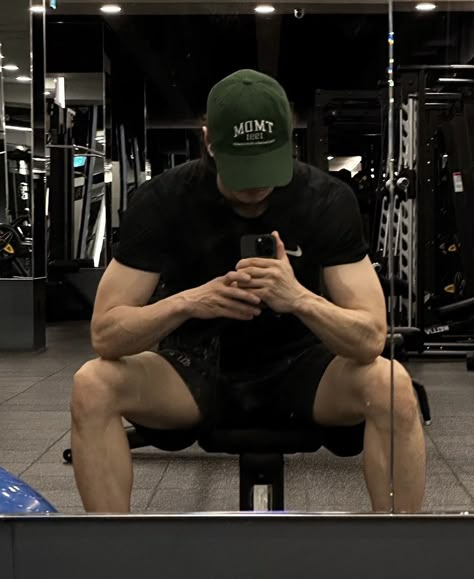 <em><strong>Danny B.</strong></em>