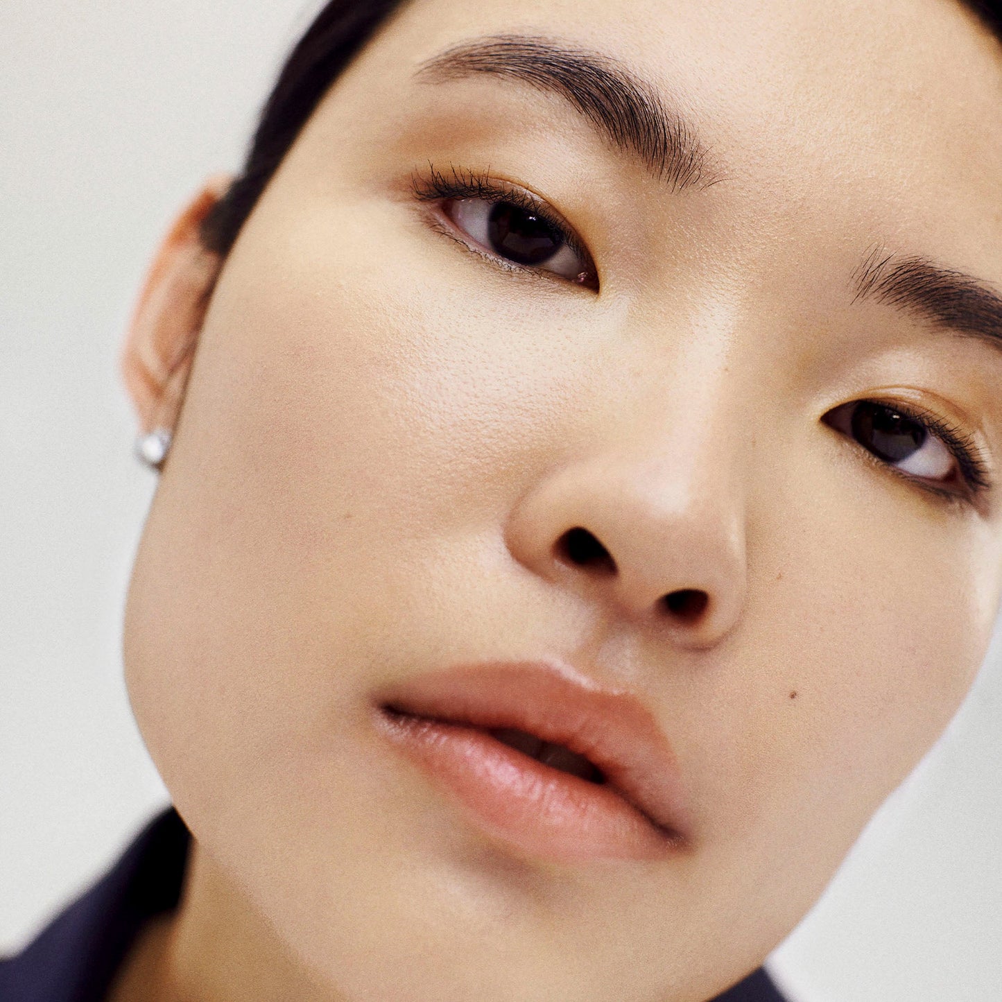The Minimalist Perfecting Complexion Stick