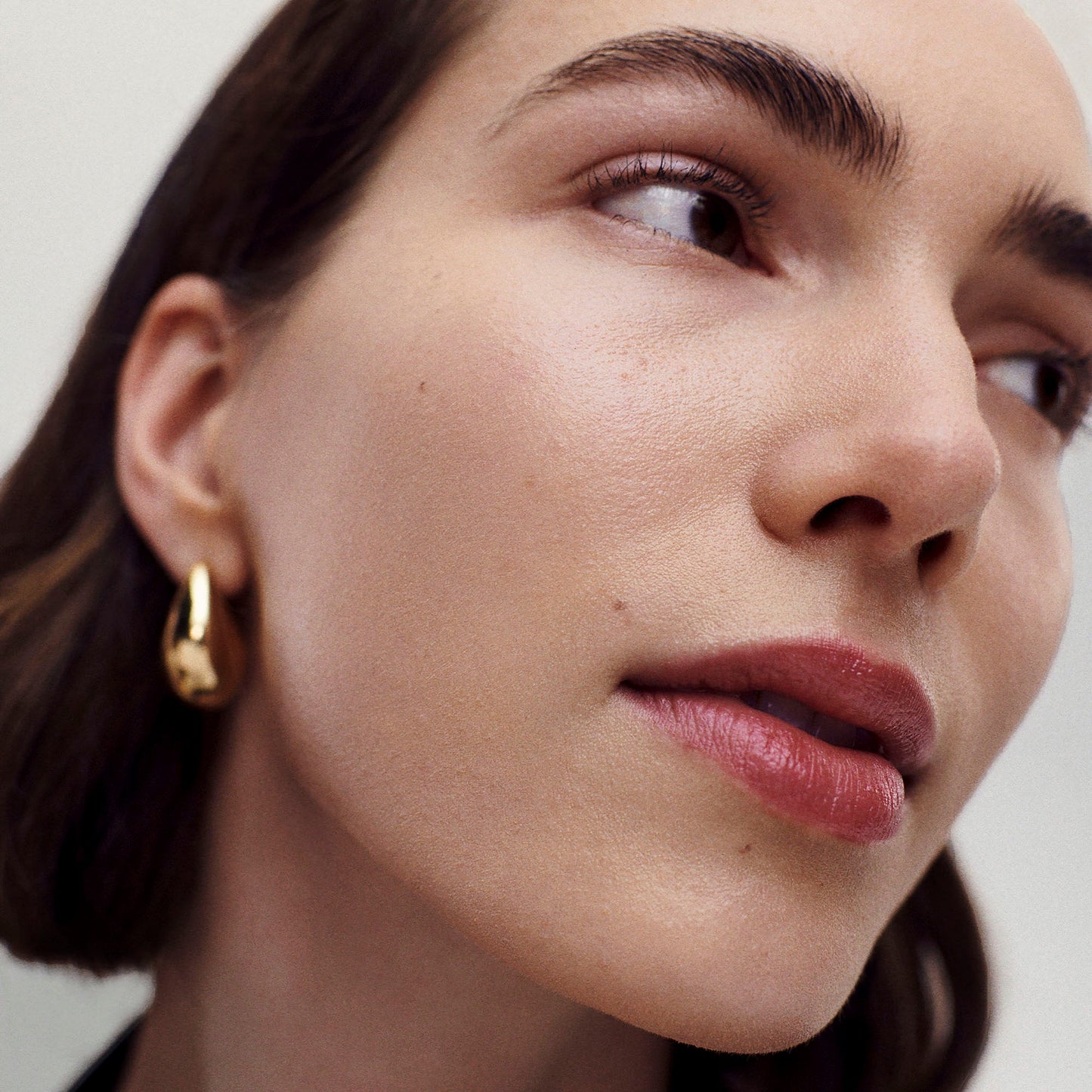 The Minimalist Perfecting Complexion Stick