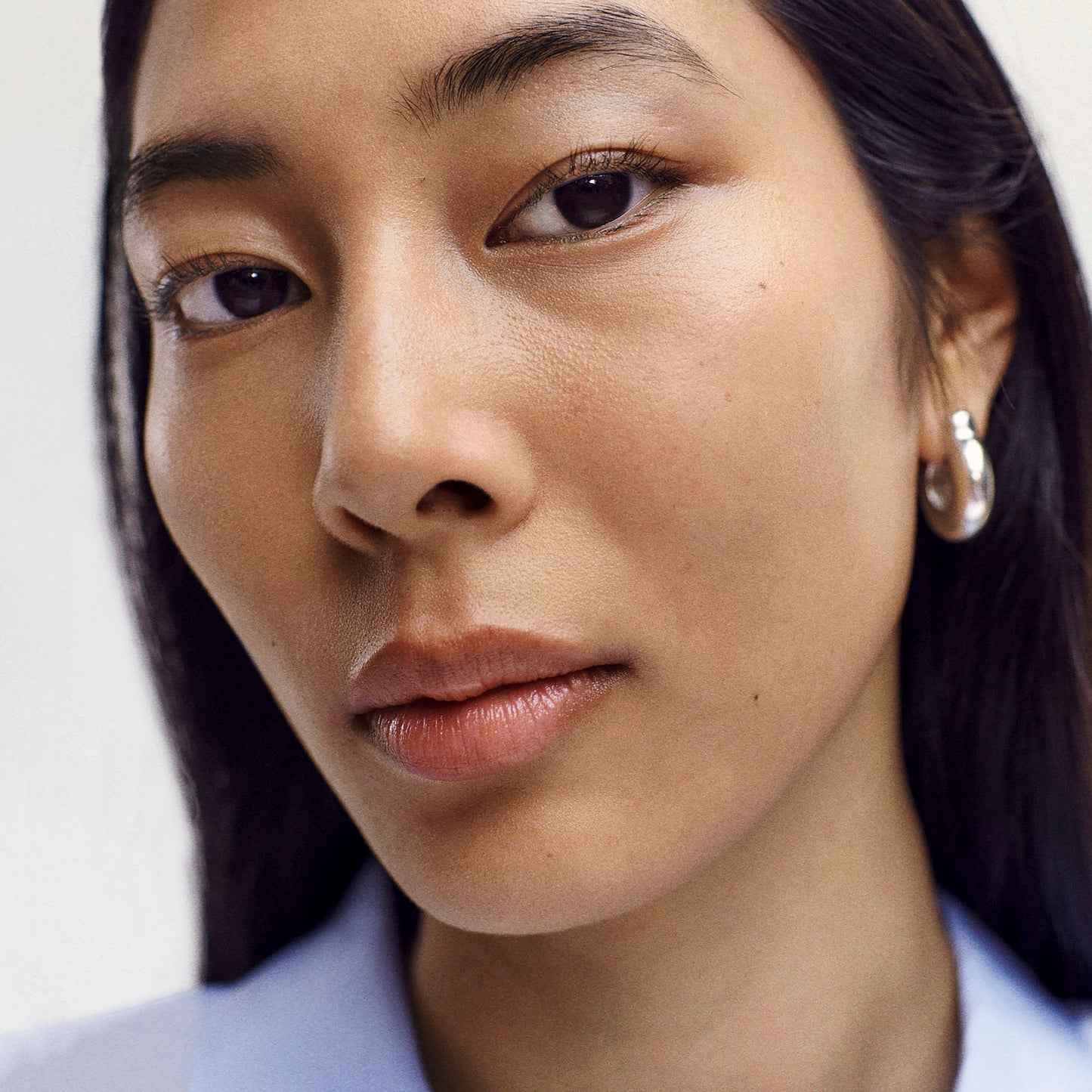The Minimalist Perfecting Complexion Stick