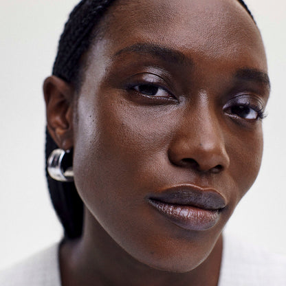 The Minimalist Perfecting Complexion Stick